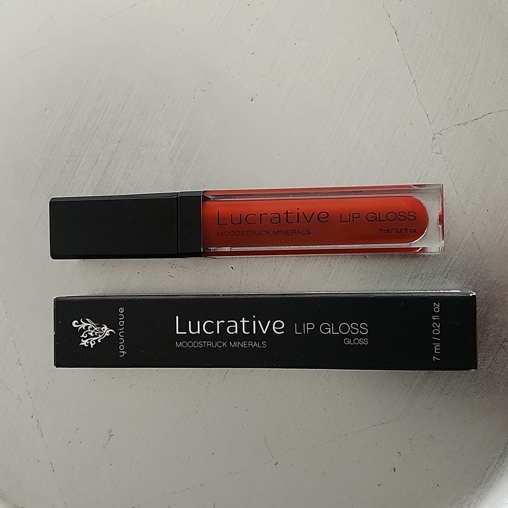 Younique lip gloss. New 2 products 1 packaged and 1 tester.